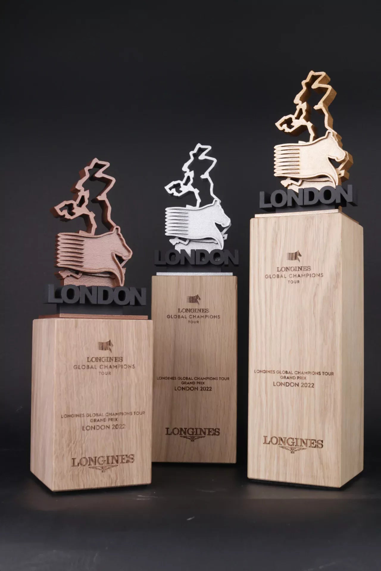 oak base with 3d printed template for the longines global champions