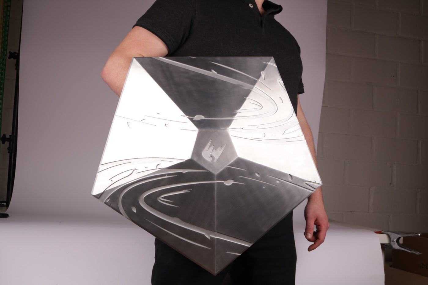 aluminium piramid shaped trophy