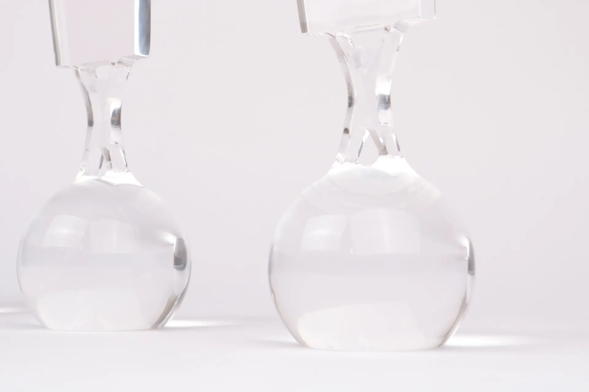 Close-up of polished PMMA edge showing optical clarity