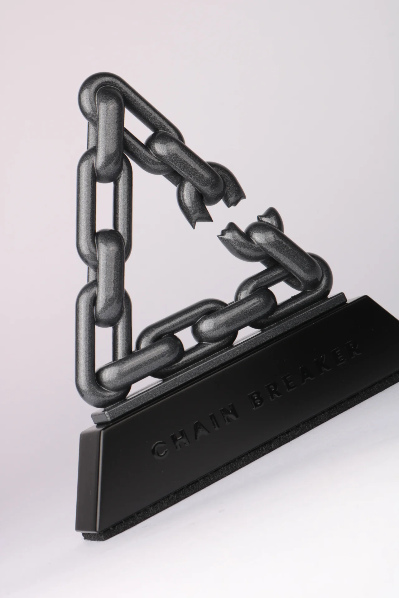 Chain Breakers Bespoke Design Trophy 2025 - Fabit