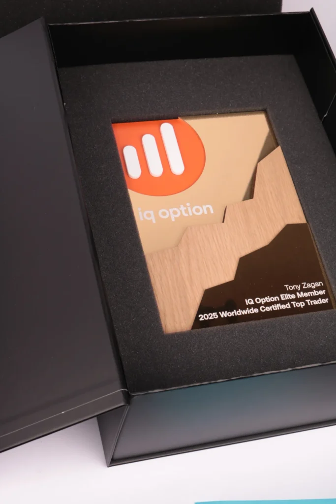 quadcode iq option bespoke custom wall plaque cnc uv print acrylic oak vineer glossy brass shine shiny premium packaging 2025 close