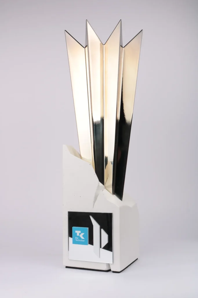 Custom achievement trophy for Die Techniker