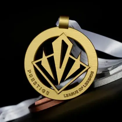 Custom gold medal for League of Legends Prestige, made by Fabit